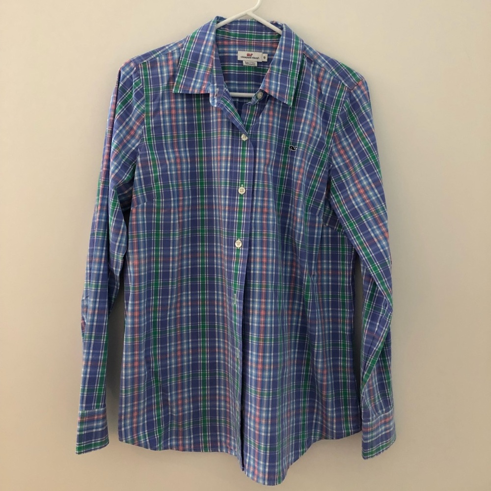 Women’s vineyard vines button down